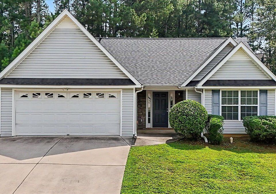 1st image of 211 W Bridge Dr