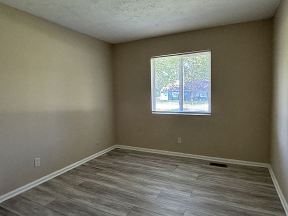 Bedroom #1