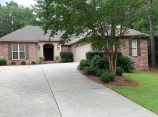 15 Stone Dr, Hattiesburg, MS 39402