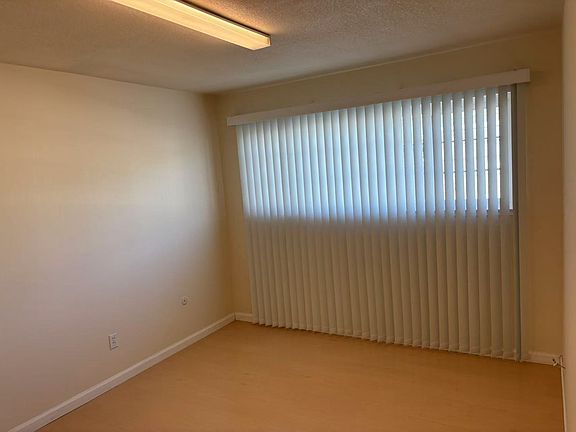 5th image of 440 Richfield Dr APT 4
