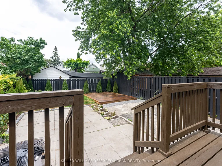 8 Doncaster Ave — Photo 11