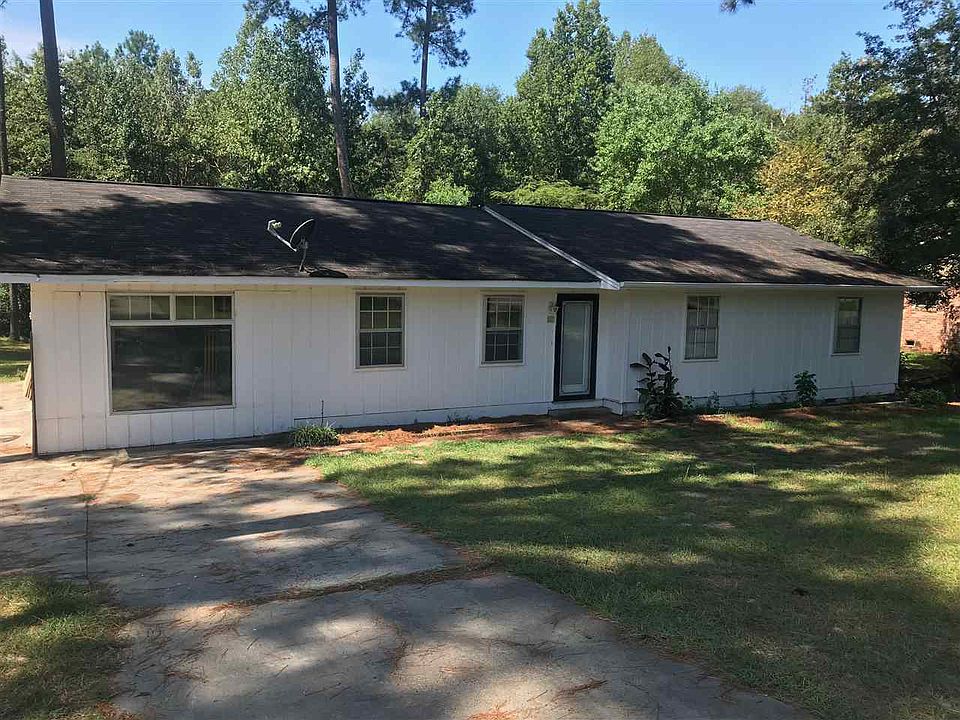 1st image of 111 Pamela Dr