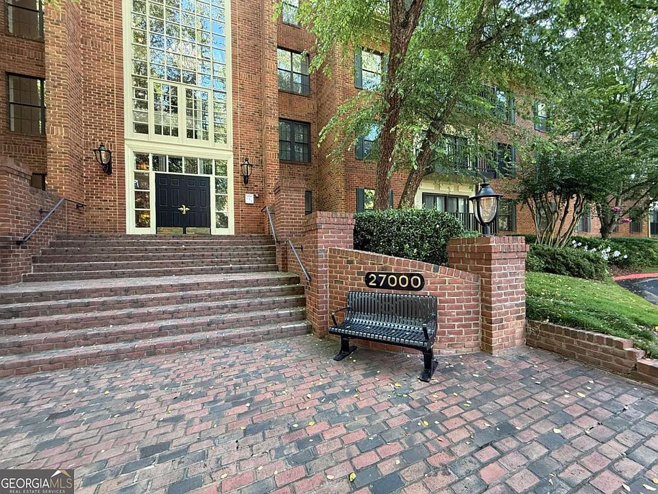 1st image of 27409 Plantation Dr NE