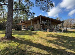 307 Deerwood Dr, Trinity, TX 75862