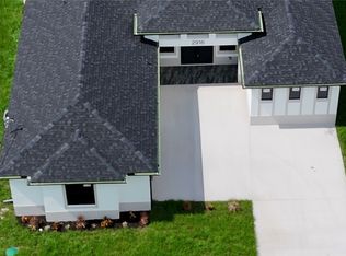 2916 42nd St W, Lehigh Acres, FL 33971