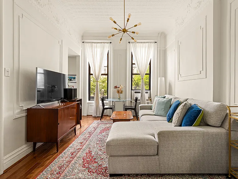 277 Carroll St #1 — Photo 1