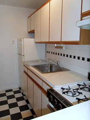 Rented by CitySites Real Estate Group | media 4