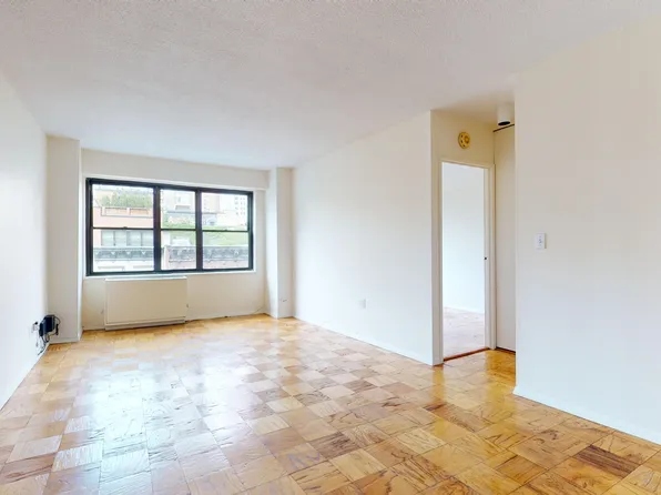 178 East 80th Street image 1 of 7