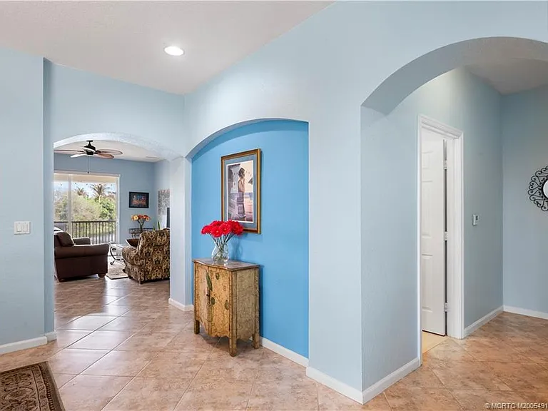 691 SW Glen Crest Way — Photo 29