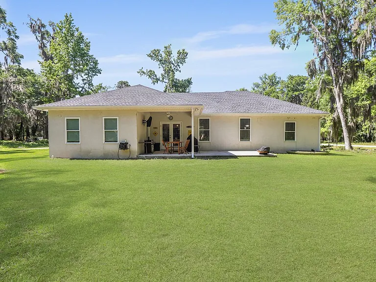 1003 Dolphin Ct NE — Photo 44