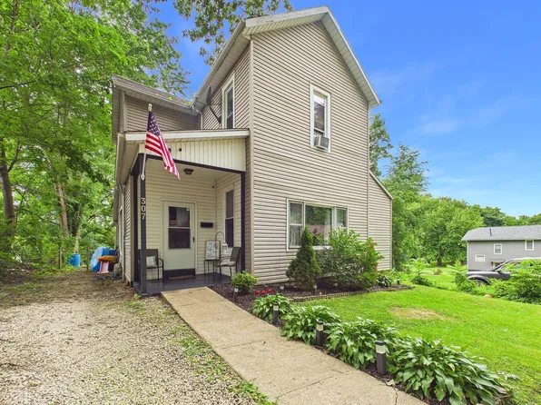 307 N 6th St, Cambridge, OH 43725