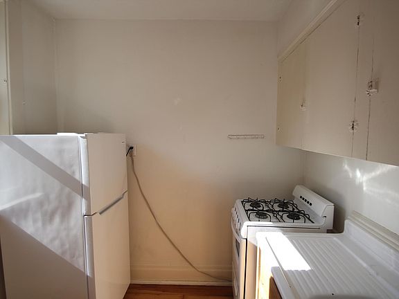 3rd image of 500 Todd St APT 10