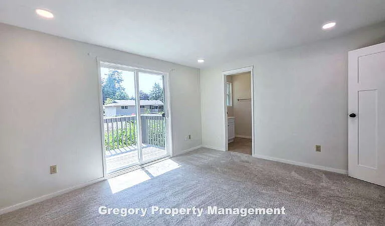 3532 111th Pl SE — Photo 28