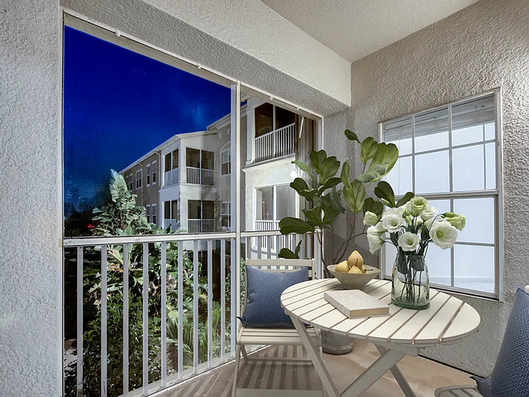 Halston Park Central