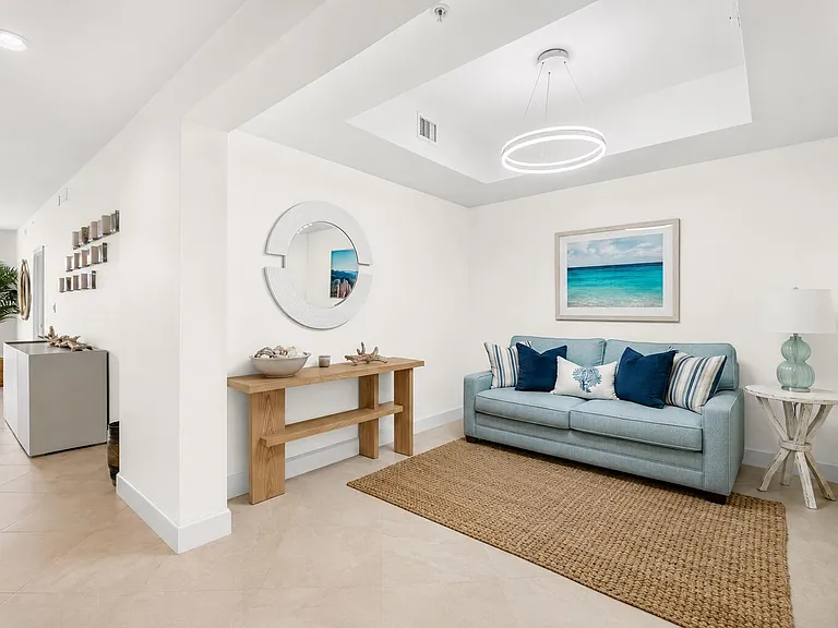 550 Okeechobee Blvd #423 — Photo 3