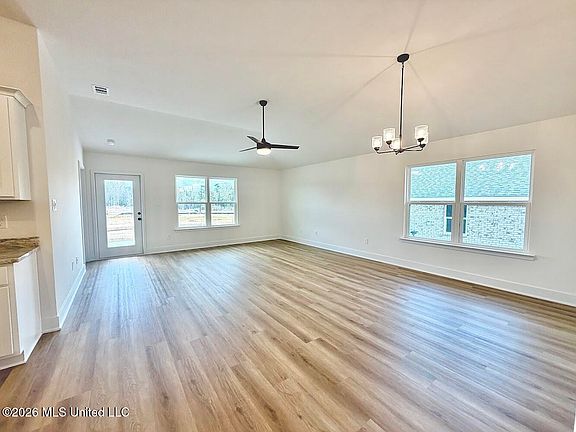 4th image of 14159 Hartland Dr