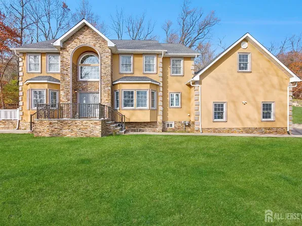 1121 N Washington Ave #23, Dunellen, NJ 08812