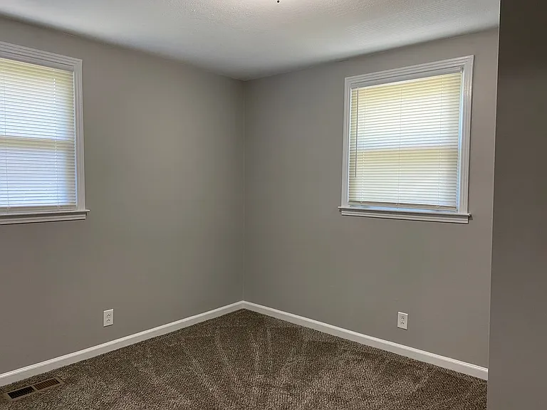 2134 Old Russellville Pike — Photo 15