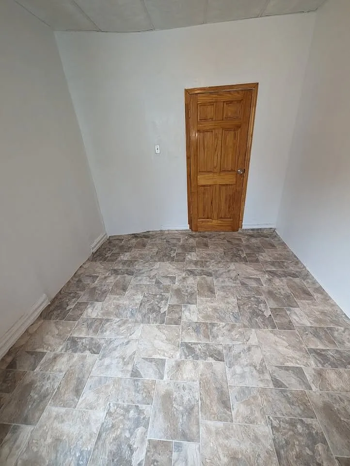 2 bed, $1,200 — Photo 2