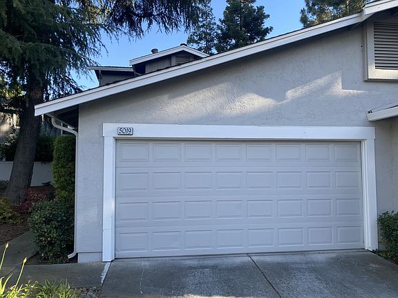 3rd image of 5019 Broken Arrow Dr