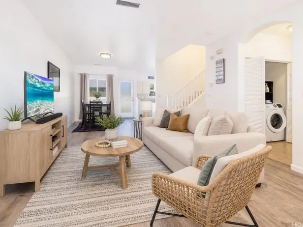 91-1016 Kaipalaoa St APT 5702, Ewa Beach, HI 96706