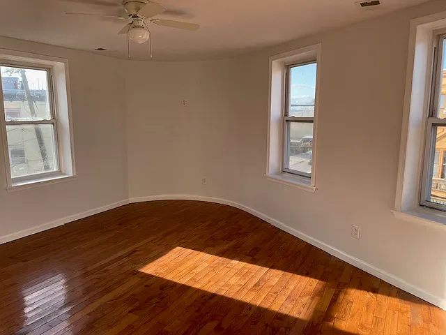 2154 Ridge Ave #3 — Photo 9