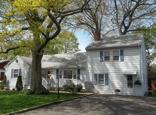 36 Richmond Ave, West Haven, CT 06516