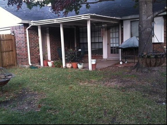 3rd image of 6725 Beeman Dr