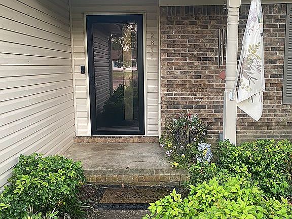3rd image of 2611 Bradford Pear Ln