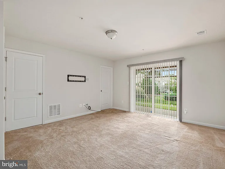 43706 Winterberry Way — Photo 11
