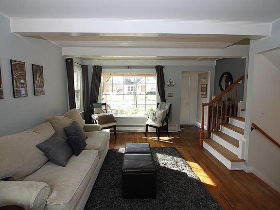 3rd image of 13102 Borgman Ave
