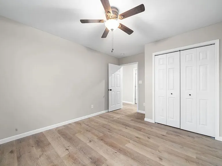 828 Gracey Ave — Photo 4