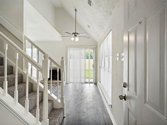 3rd image of 3351 Monza Dr