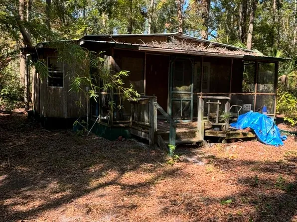 415 NE 400th Ave, Old Town, FL 32680