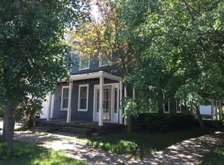 425 Hickory St, Waukegan, IL 60085