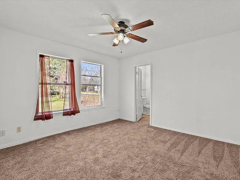 1002 Orange St — Photo 30