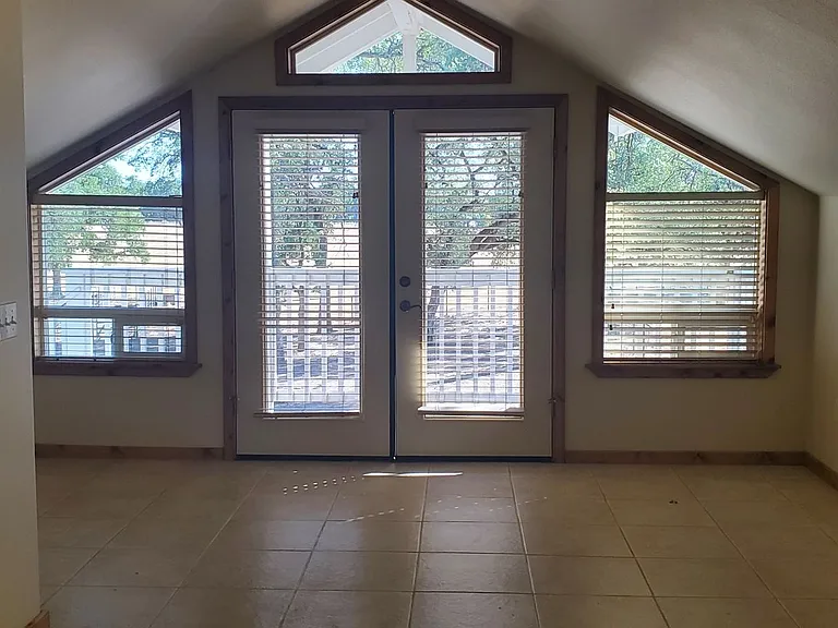 8424 Silver Bridge Rd — Photo 4