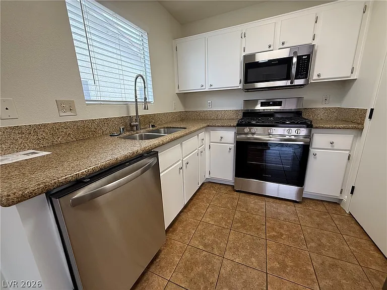 3130 Meadow Flower Ave — Photo 5