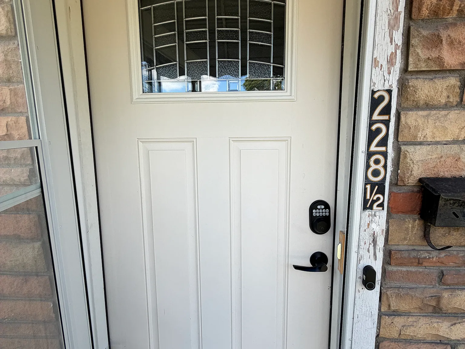 2 bed, 950 sqft, $1,300 — Photo 1