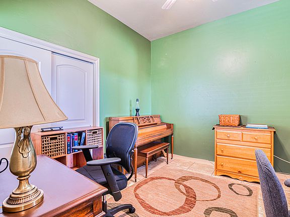 5th image of 4209 Hermia Ct