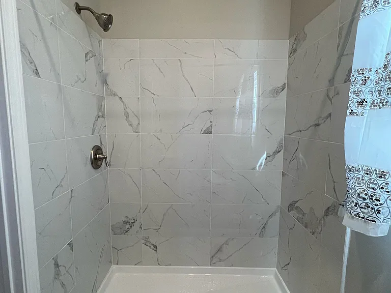 818 Salem St — Photo 14