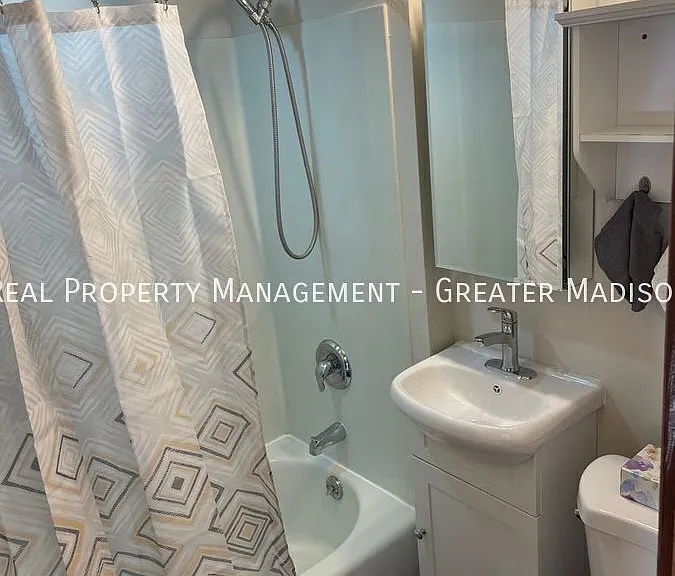 224 Dunning St #1 — Photo 14