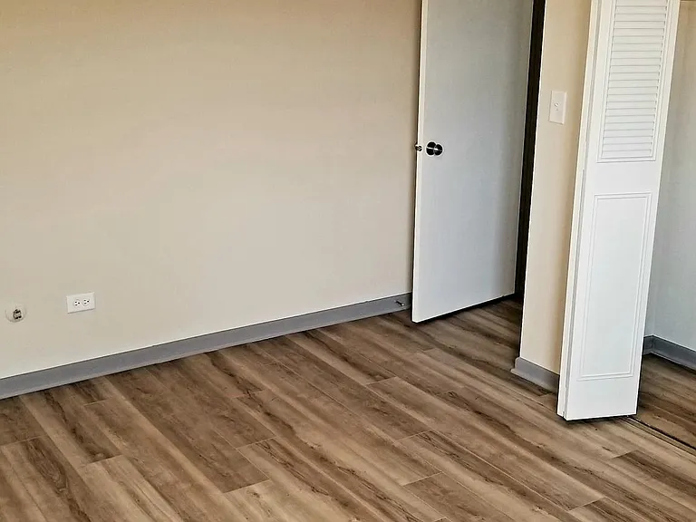 5801 Rose Ave #1 — Photo 9