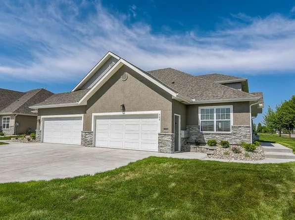 Willow Chase Twin Homes