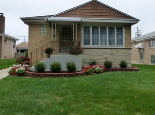 7532 N Nora Ave, Niles, IL 60714