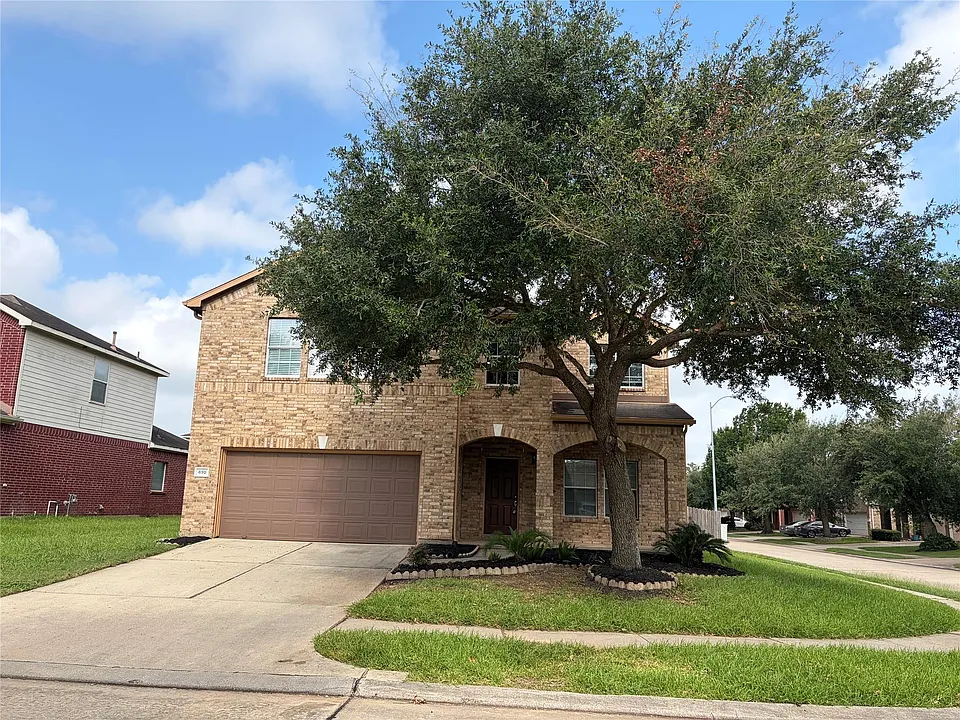 410 Sunwood Glenn Ln