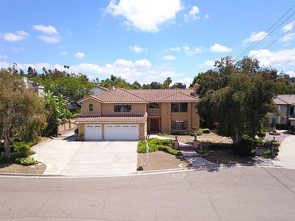 2nd image of 463 Nila Ln