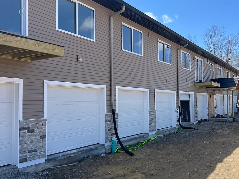 141 Highview Rd #6 — Photo 1
