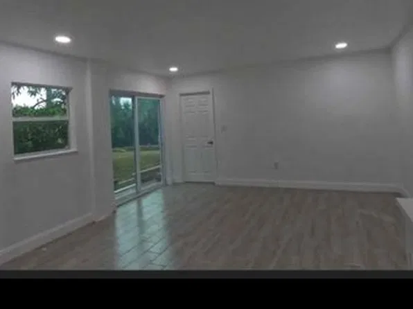 5003 El Claro N, West Palm Beach, FL 33415