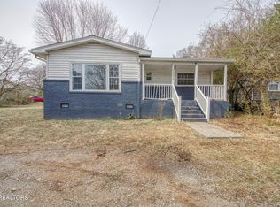 2205 Madison Rd, Knoxville, TN 37912